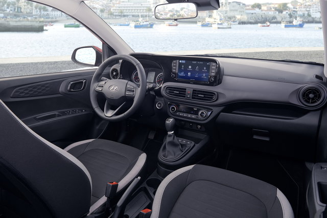 hyundai i10 2020 primo contatto 19