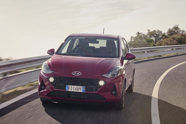 hyundai i10 2020 primo contatto 21