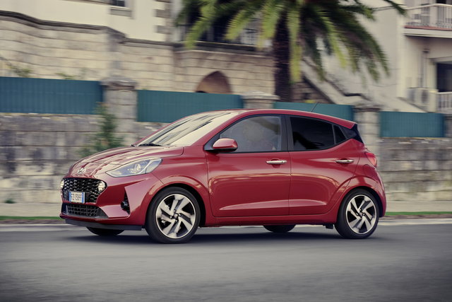 hyundai i10 2020 primo contatto 22