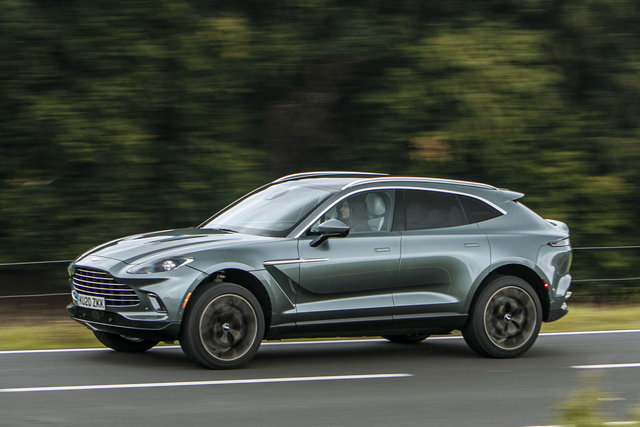aston martin dbx 2020 09 03