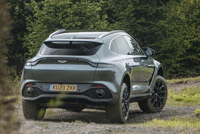 aston martin dbx 2020 09 12