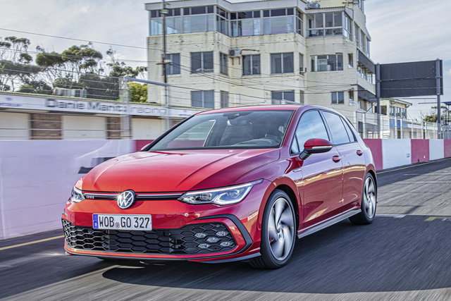 volkswagen golf gti 2020 altre 04