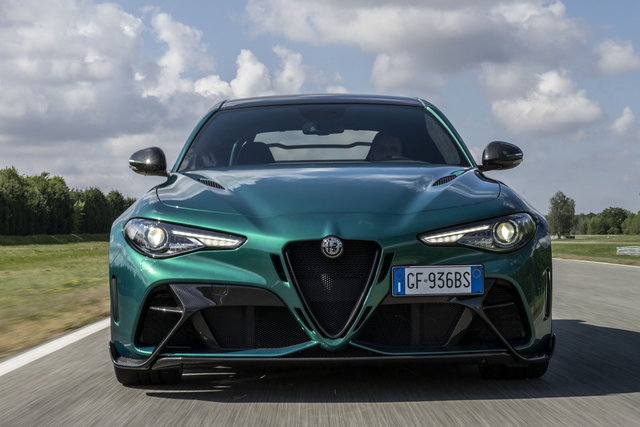 alfa romeo giulia gta m 2021 05 04