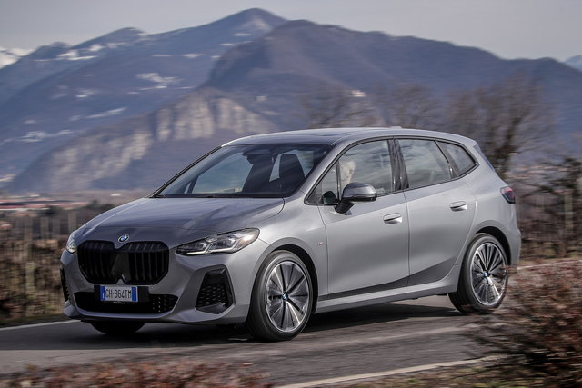 bmw 2 active tourer 223i