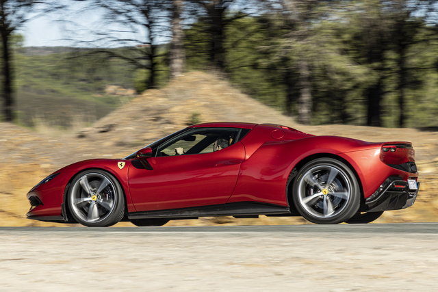 ferrari 296 gtb primo contatto 2022 03 19