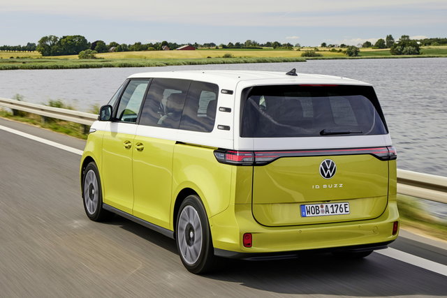 volkswagen id buzz 2022 09 primo contatto 01
