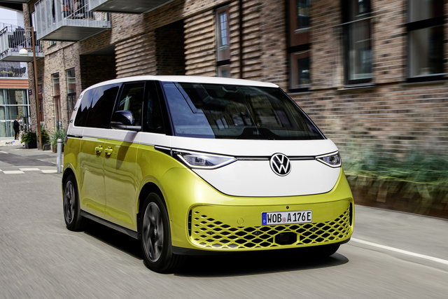 volkswagen id buzz 2022 09 primo contatto 03