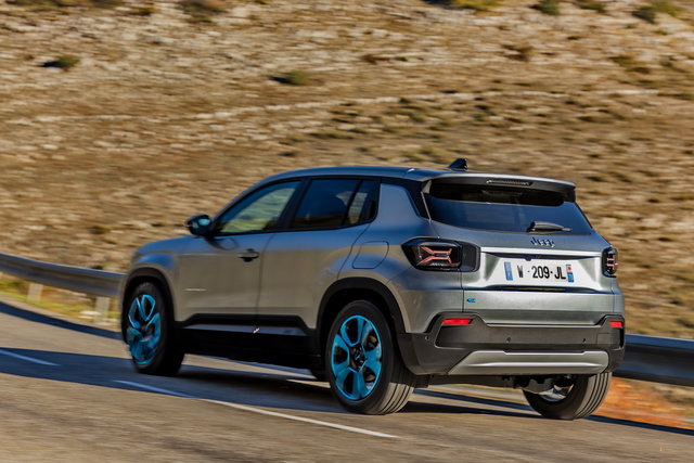 jeep avenger elettrica 2022 11 24