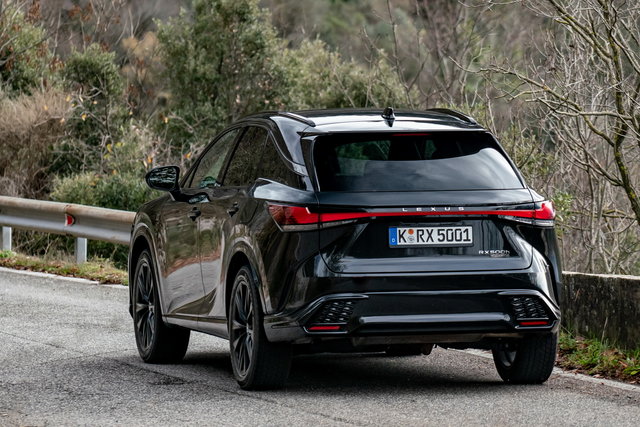 lexus rx 500h hybrid 2023 01 09