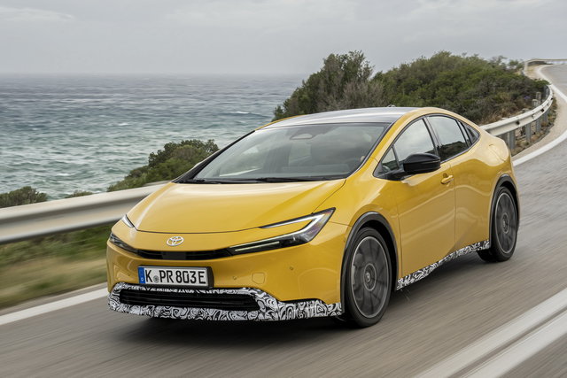 toyota prius primo contatto 2023 01 01
