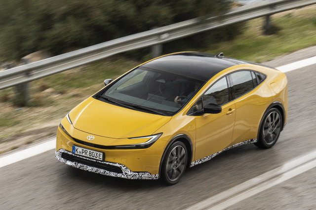 toyota prius primo contatto 2023 01 08