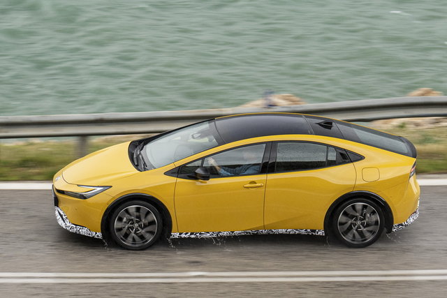 toyota prius primo contatto 2023 01 09