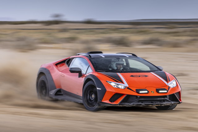 lamborghini huracan sterrato 2023 05 02