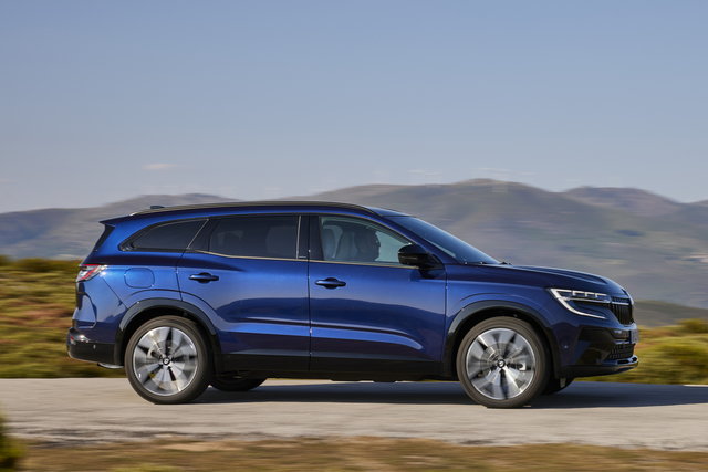 renault espace 2023 primo contatto 01