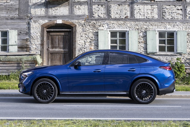mercedes glc 300 de 2023 06 06