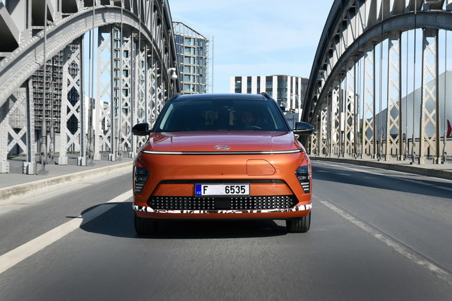 hyundai kona ev 2023 07 03