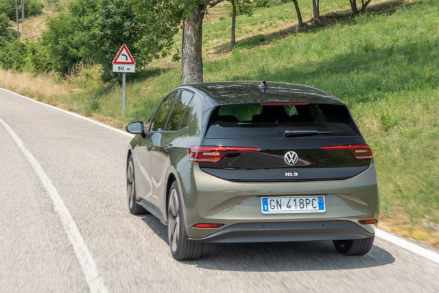 volkswagen id 3 restyling 2023 07 04