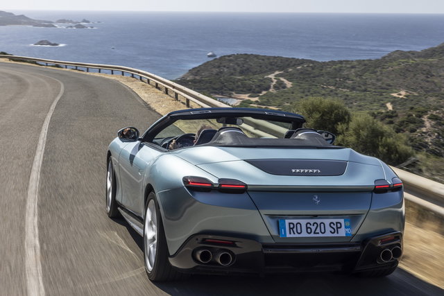 ferrari roma spider 2023 09 02