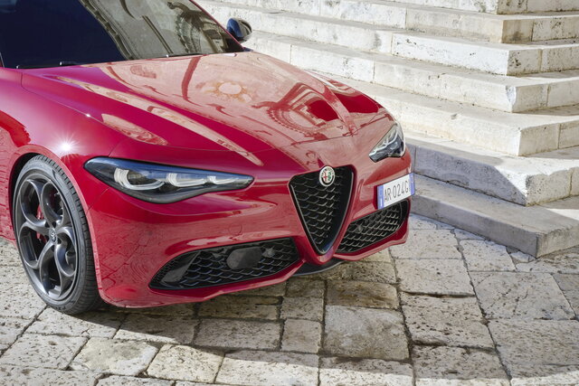 alfa romeo giulia tributo italiano 2024 01 07