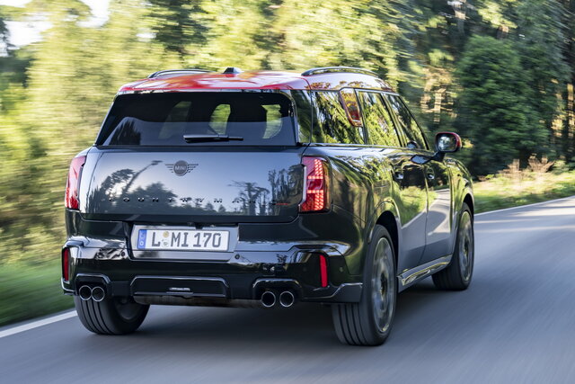 mini countryman jcw 2024 03