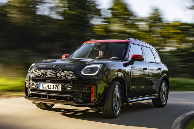 mini countryman jcw 2024 04