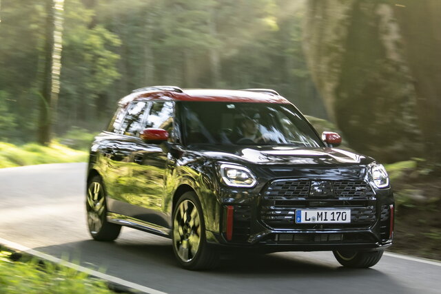 mini countryman jcw 2024 08