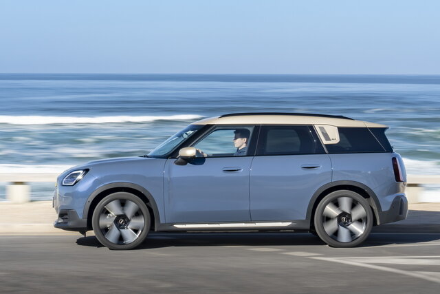 mini countryman se 2024 03 01