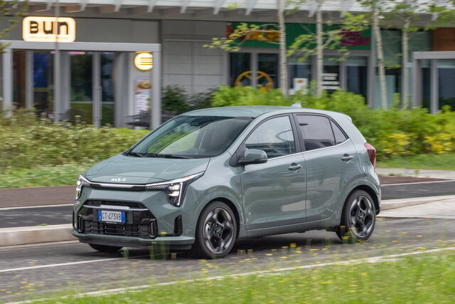 kia picanto 2024 primo contatto 04
