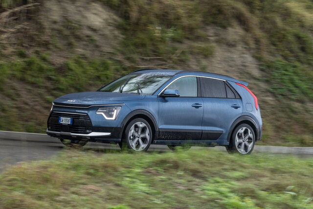 kia niro hybrid gpl 2024 10 01