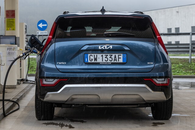kia niro hybrid gpl 2024 10 08