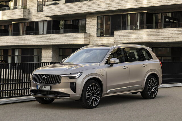volvo xc90 t8 2024 11 08