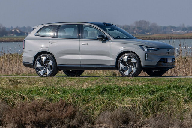 volvo ex 90 2025 02 05