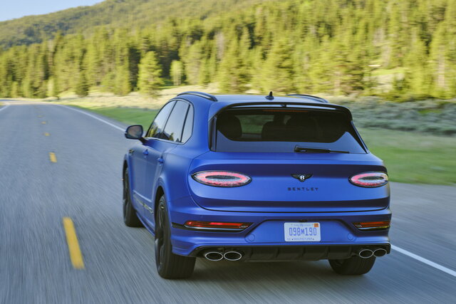 bentley bentayga v8 speed 2025 06 01