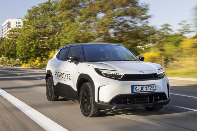 toyota urban cruiser 2025 06 07