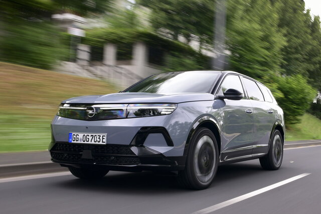 opel grandland electric awd 2025 08 01