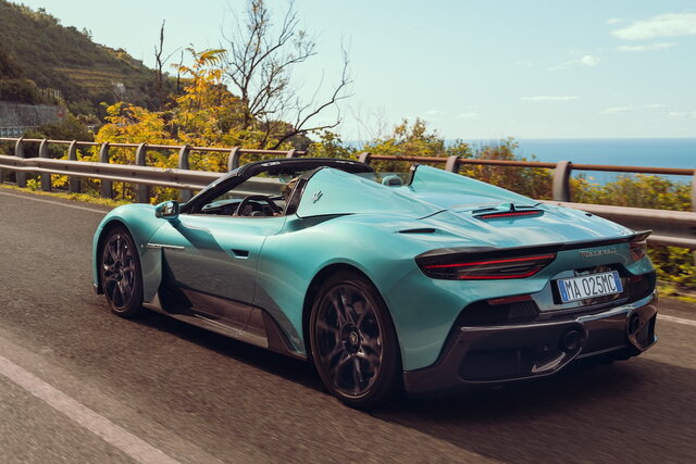 maserati mcpura 2025 10 05
