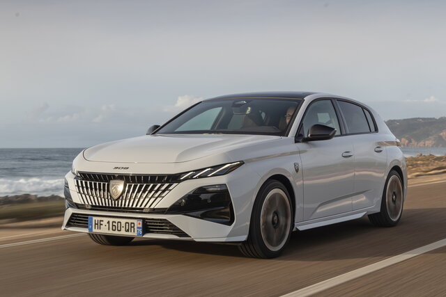peugeot 308 12 hybrid e dcs6 2025 11