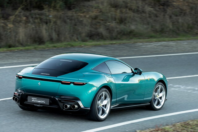 ferrari amalfi 2025 12 01
