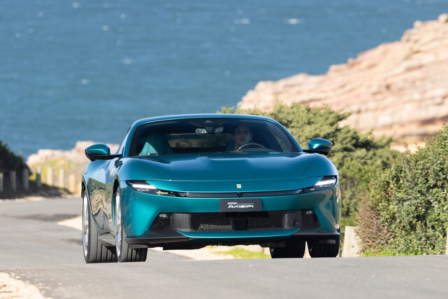 ferrari amalfi 2025 12 07