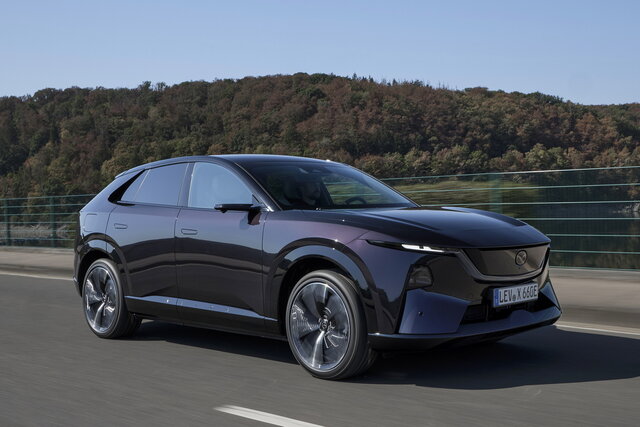 mazda cx 6e 2026 09