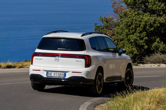 mercedes glb 2026 09 primo contatto 03