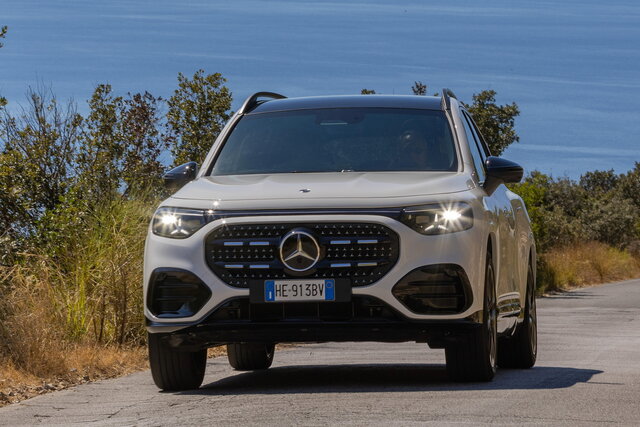 mercedes glb 2026 09 primo contatto 04