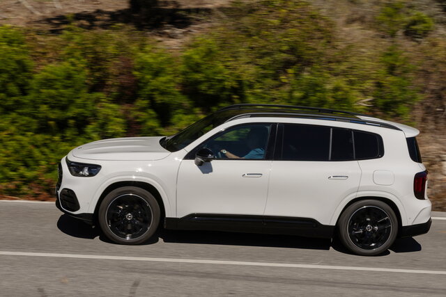 mercedes glb 2026 09 primo contatto 08