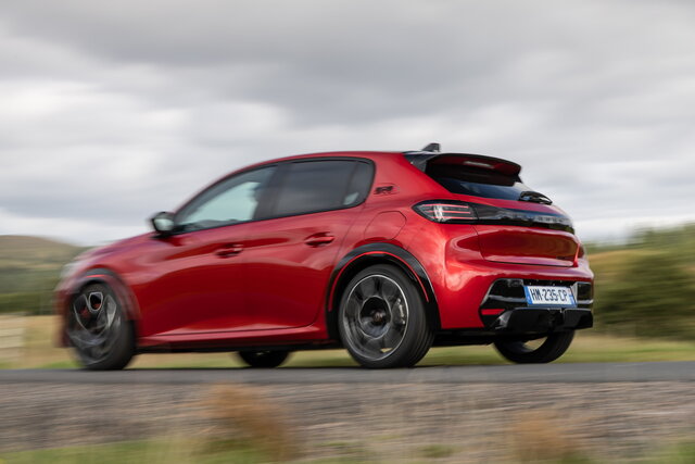peugeot e208 gti 2026 09 03