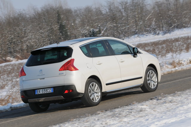 peugeot 3008 hybrid 82