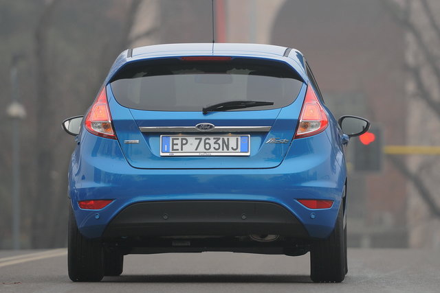 ford fiesta 2013 38
