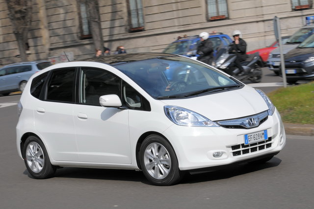 honda jazz hybrid 59