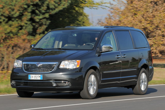 lancia voyager 28 gold 73