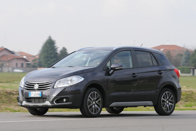 suzuki scross 2014 63