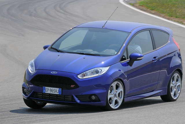 ford fiesta st 2014 17